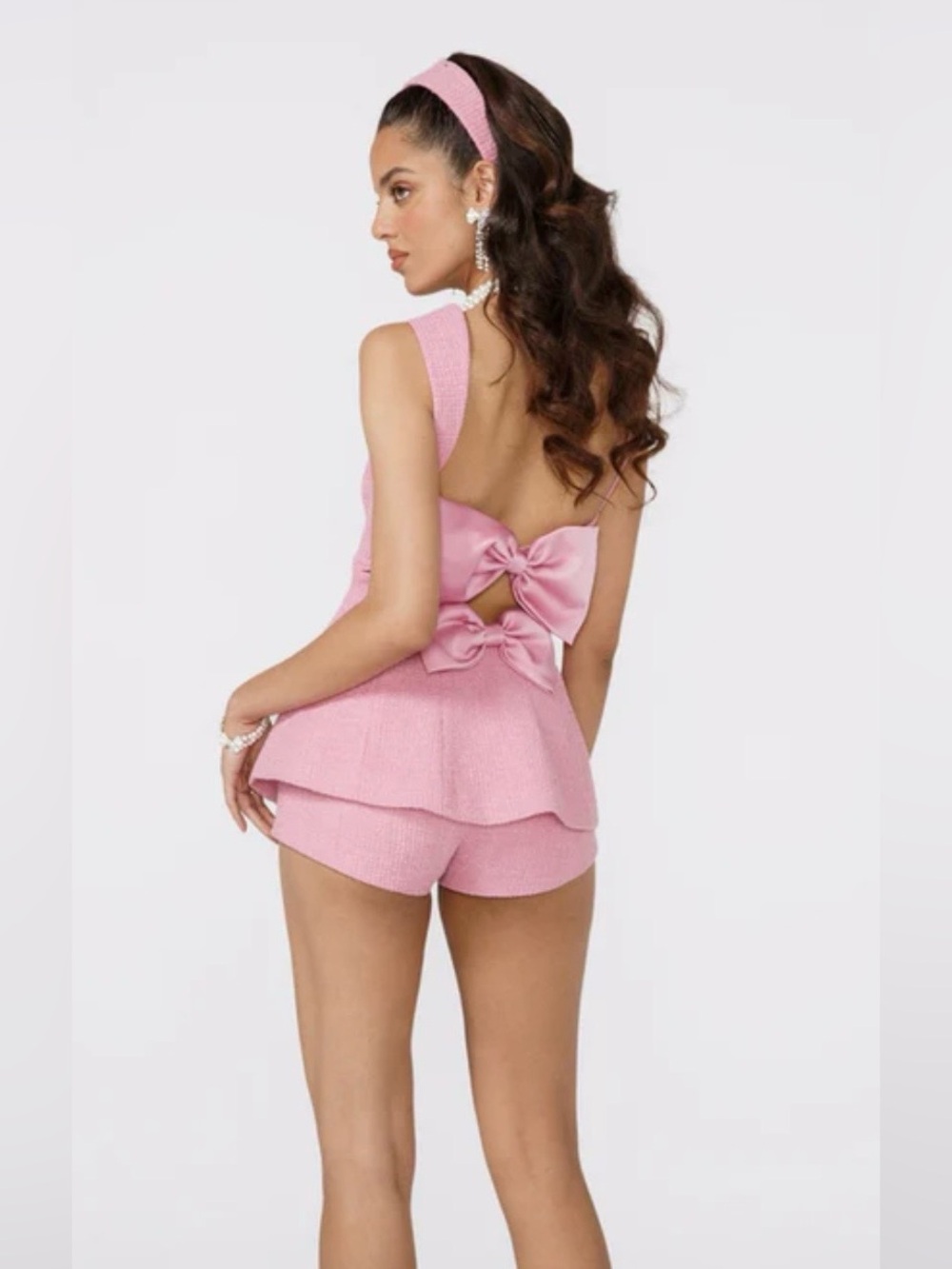 NWOT Textured Pink Woven Shorts - Picture 2 of 3